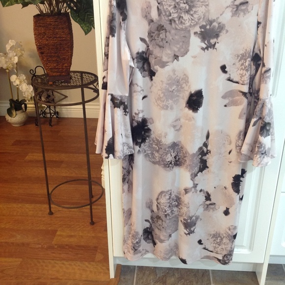 Meet your Posher, Charleen - Picture 2 of 8